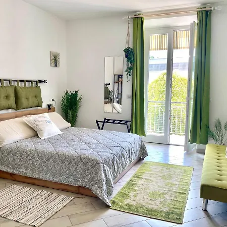La Monstera Konukevi 4*